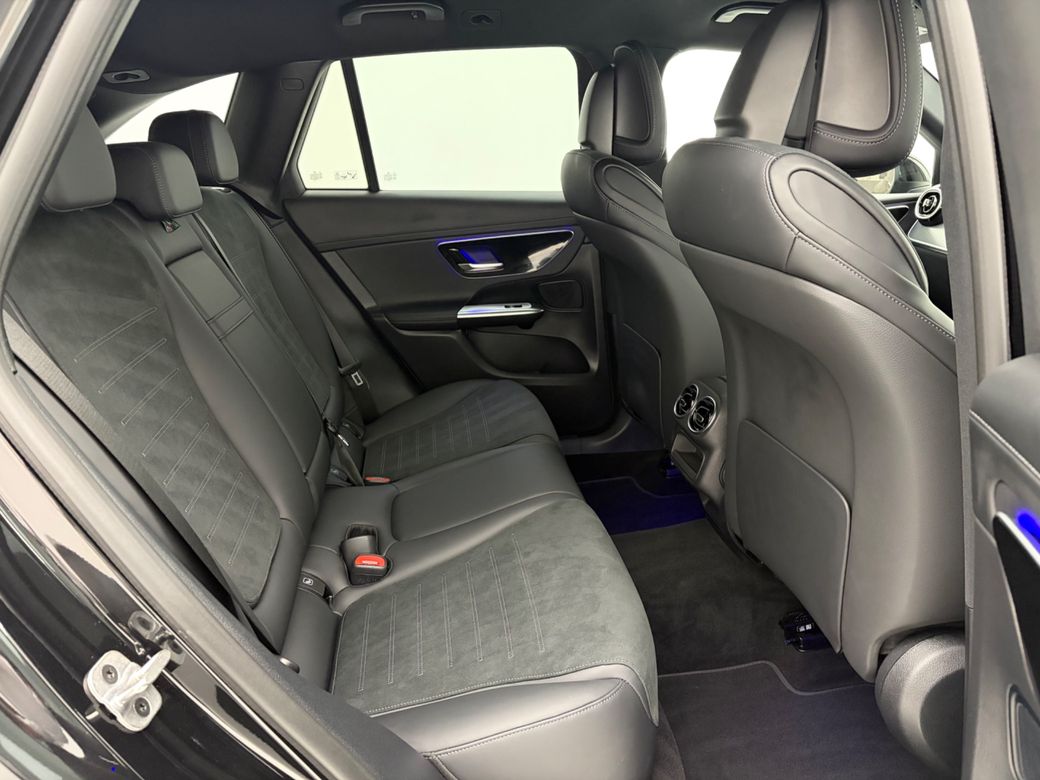 2025 Mercedes-Benz GLC Class
