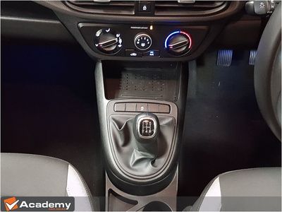 2023 Hyundai i10