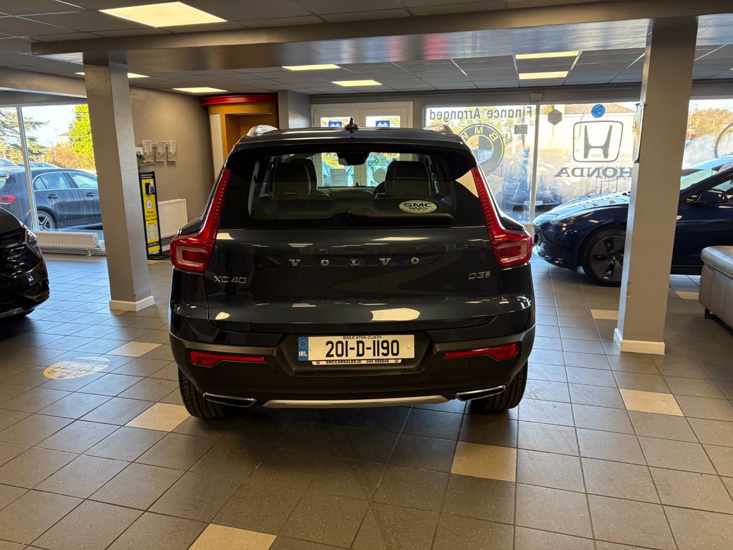 2020 Volvo XC40