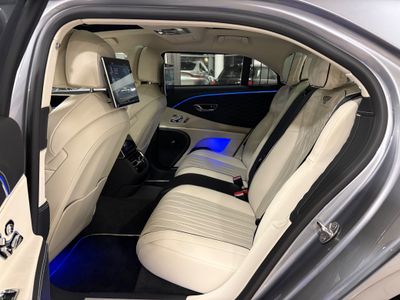 2025 Bentley Flying Spur