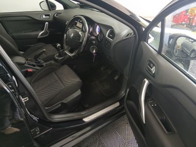 2012 Citroen DS4