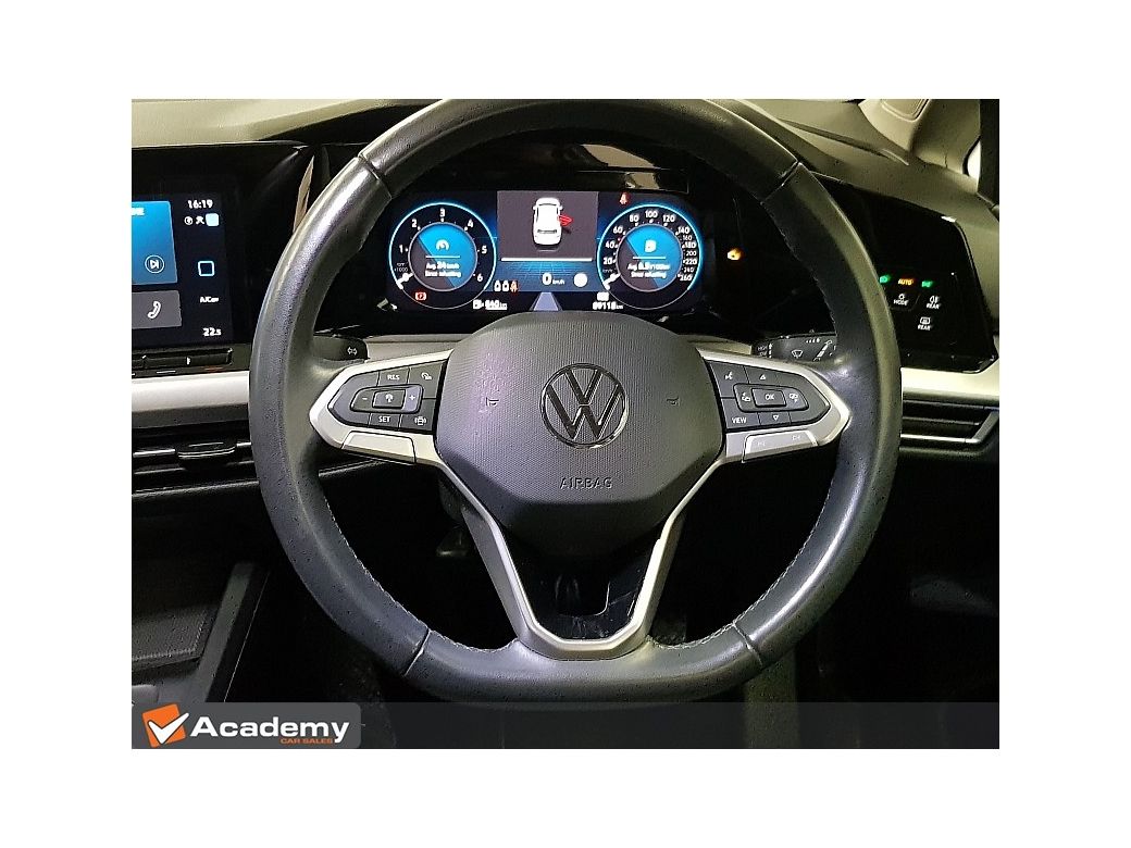 2023 Volkswagen Golf