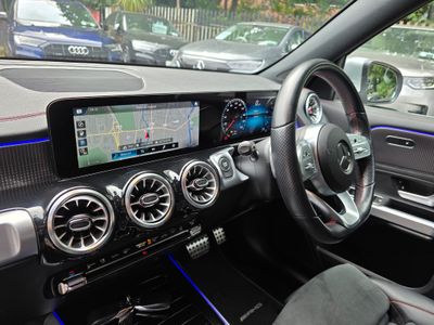 2022 Mercedes-Benz EQB
