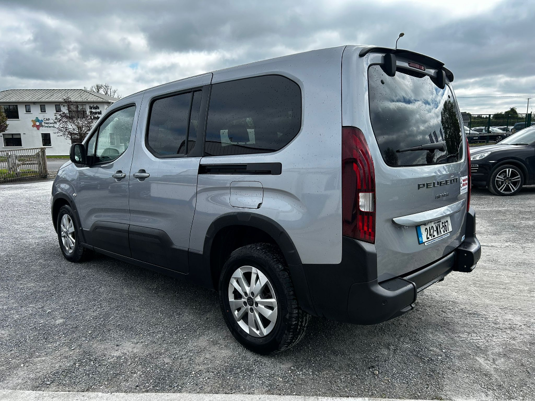 2024 Peugeot Rifter