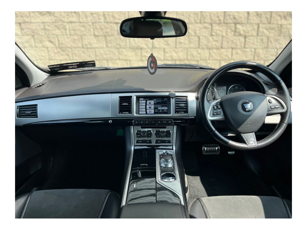 2014 Jaguar XF