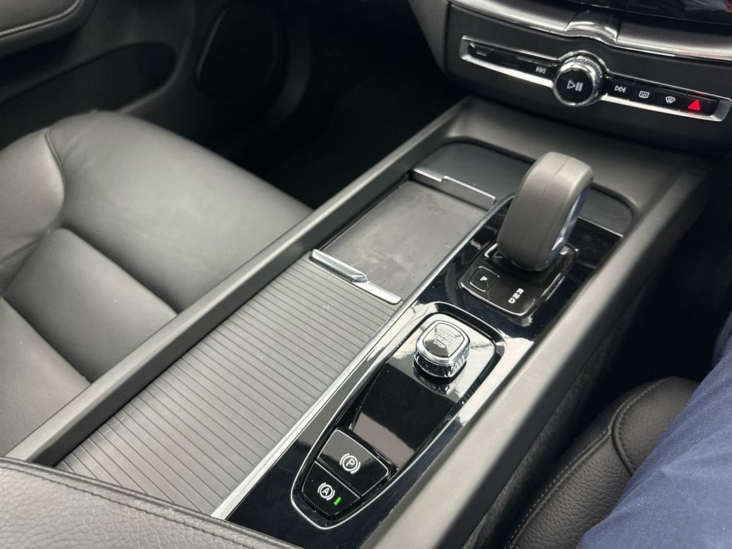 2022 Volvo XC60