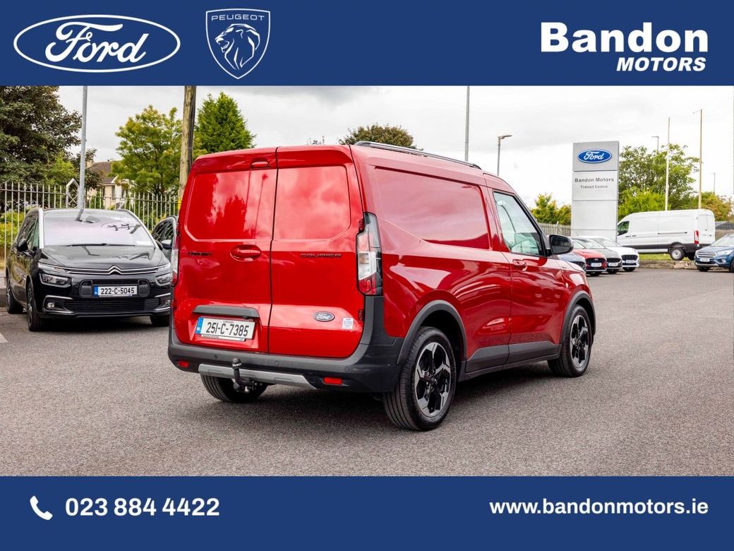 2025 Ford Transit Courier