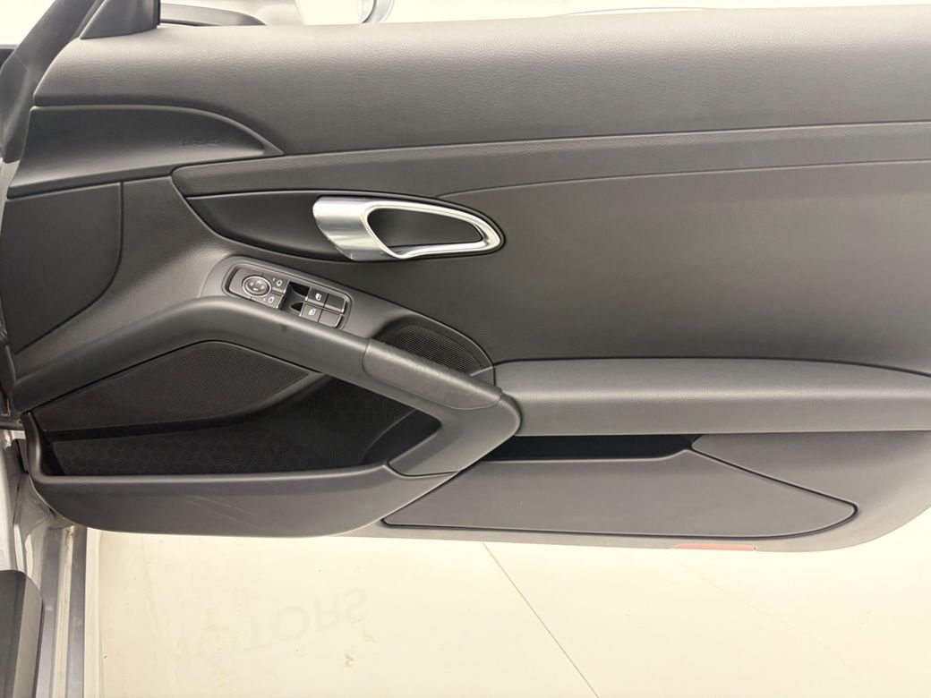 2022 Porsche Boxster