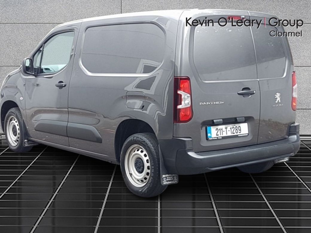 2021 Peugeot Partner