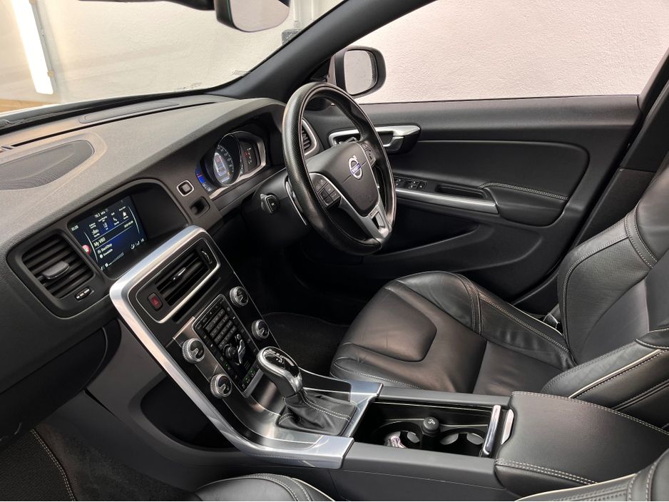2016 Volvo V60