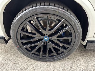 2023 BMW X5