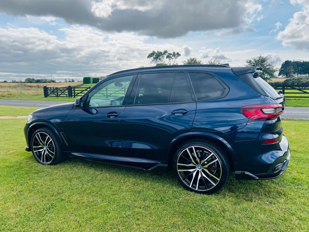 2022 BMW X5