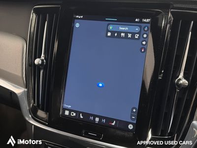 2022 Volvo S90