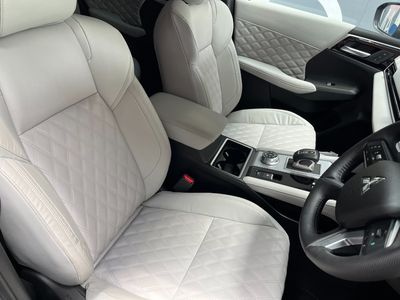 2022 Mitsubishi Outlander