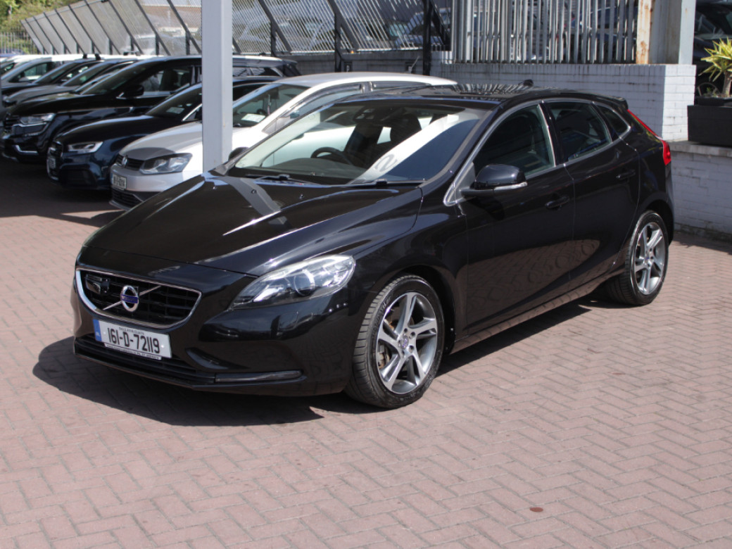 2016 Volvo V40