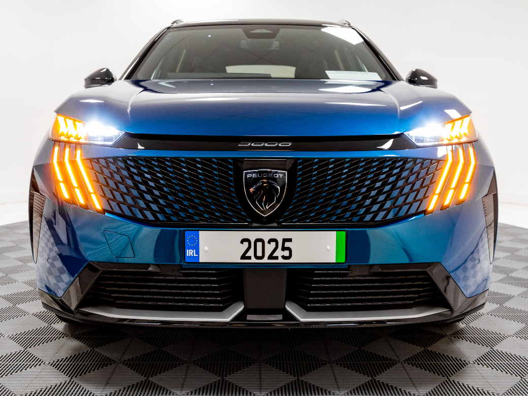 2025 Peugeot 5008