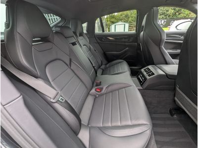 2025 Porsche Panamera