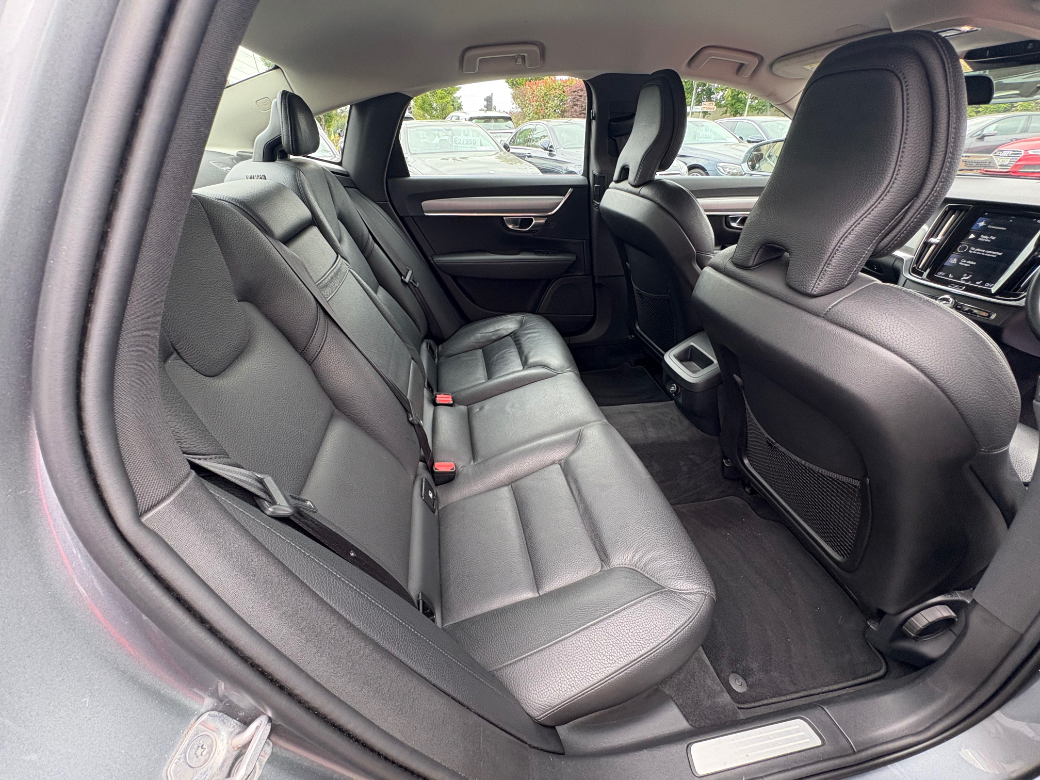 2018 Volvo S90