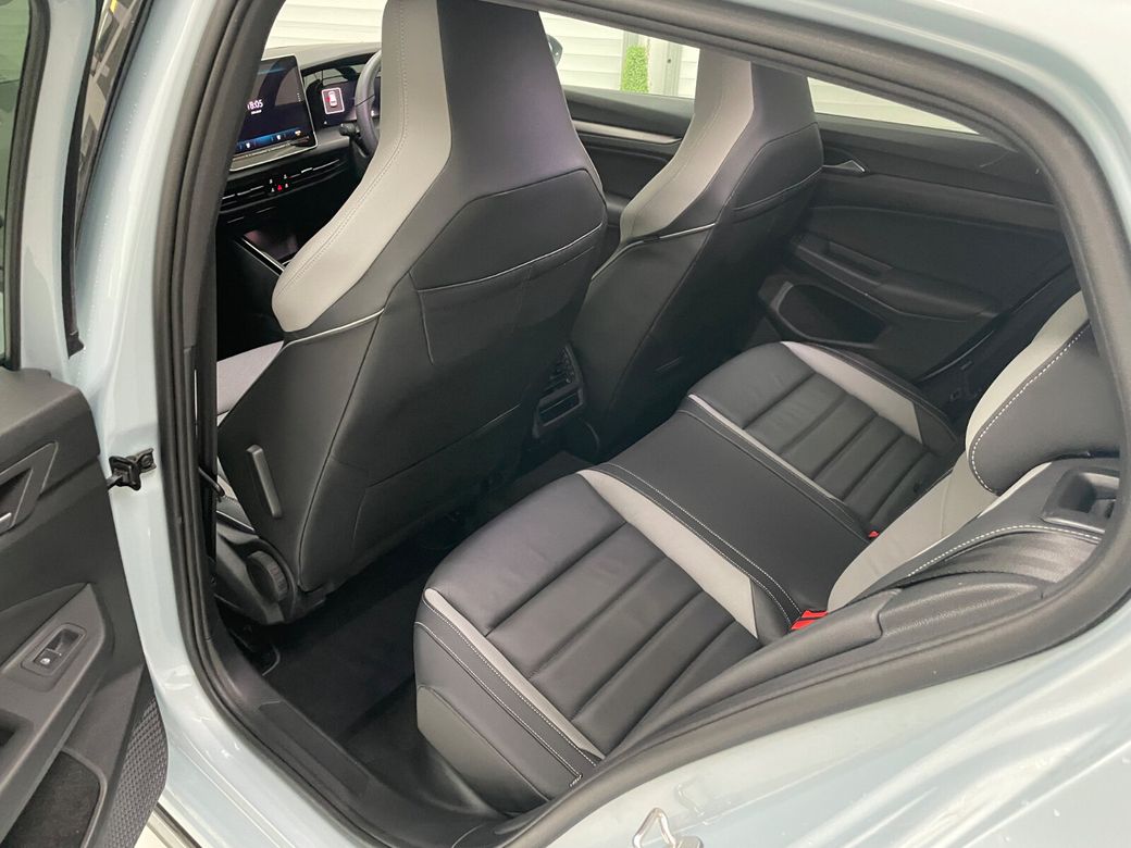 2025 Volkswagen Golf