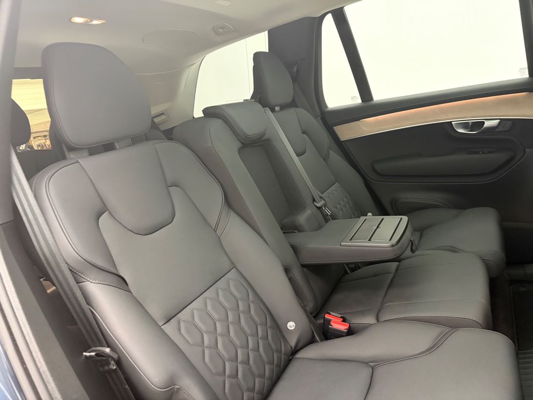 2025 Volvo XC90
