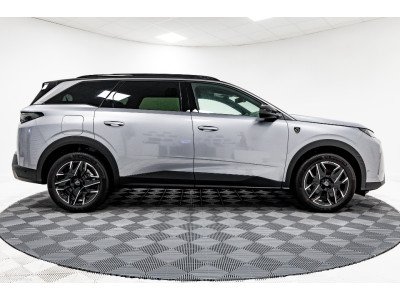 2025 Peugeot 5008