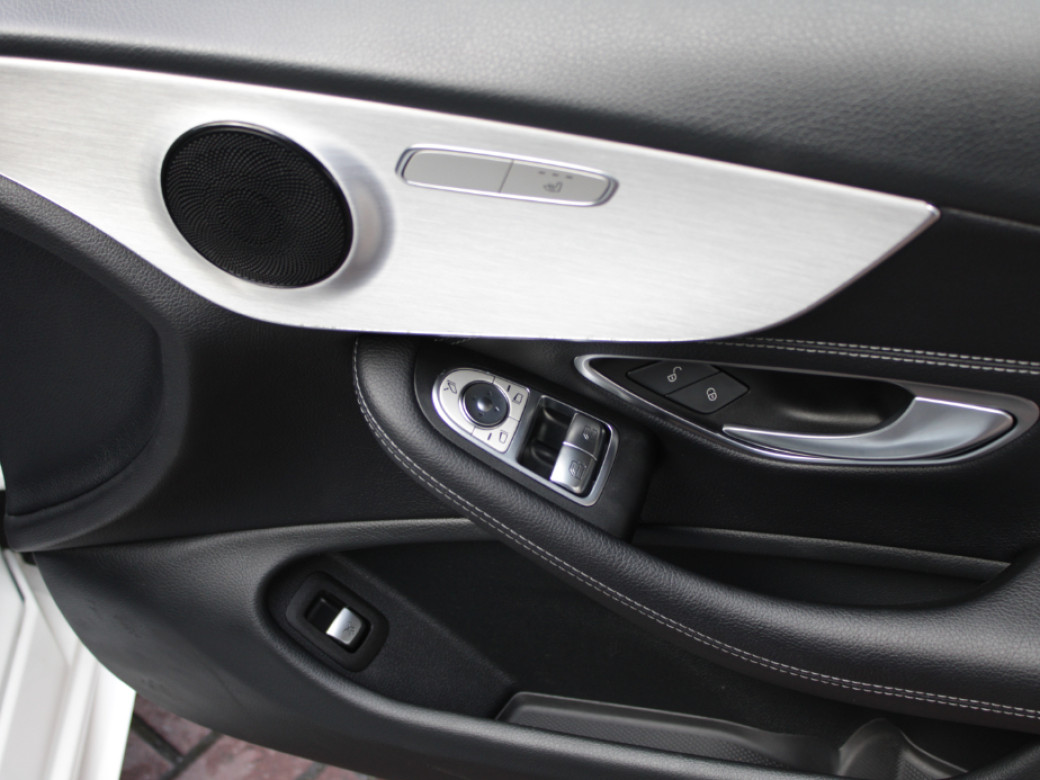 2018 Mercedes-Benz C 220