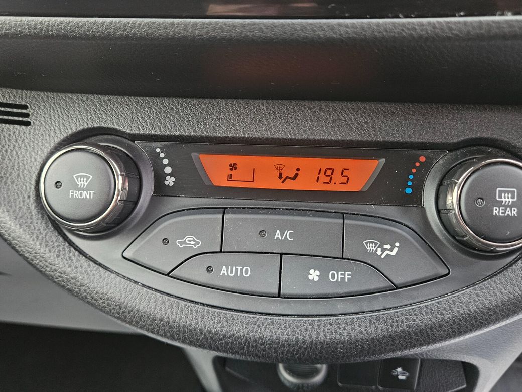 2020 Toyota Vitz