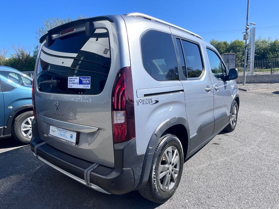 2022 Peugeot Rifter