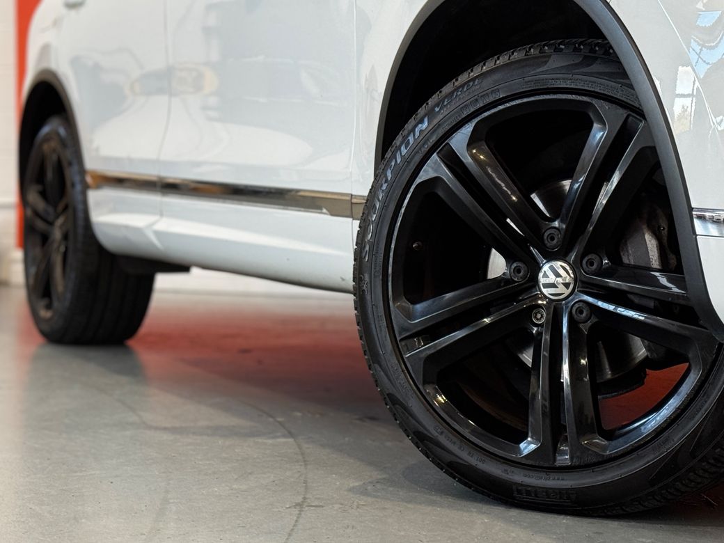 2018 Volkswagen Touareg