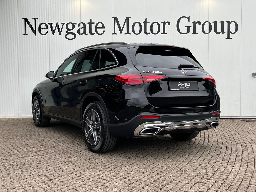 2025 Mercedes-Benz GLC Class
