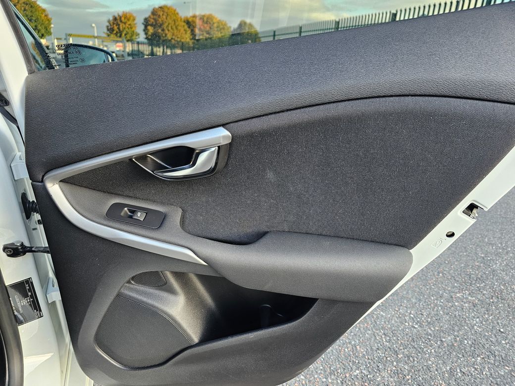 2013 Volvo V40