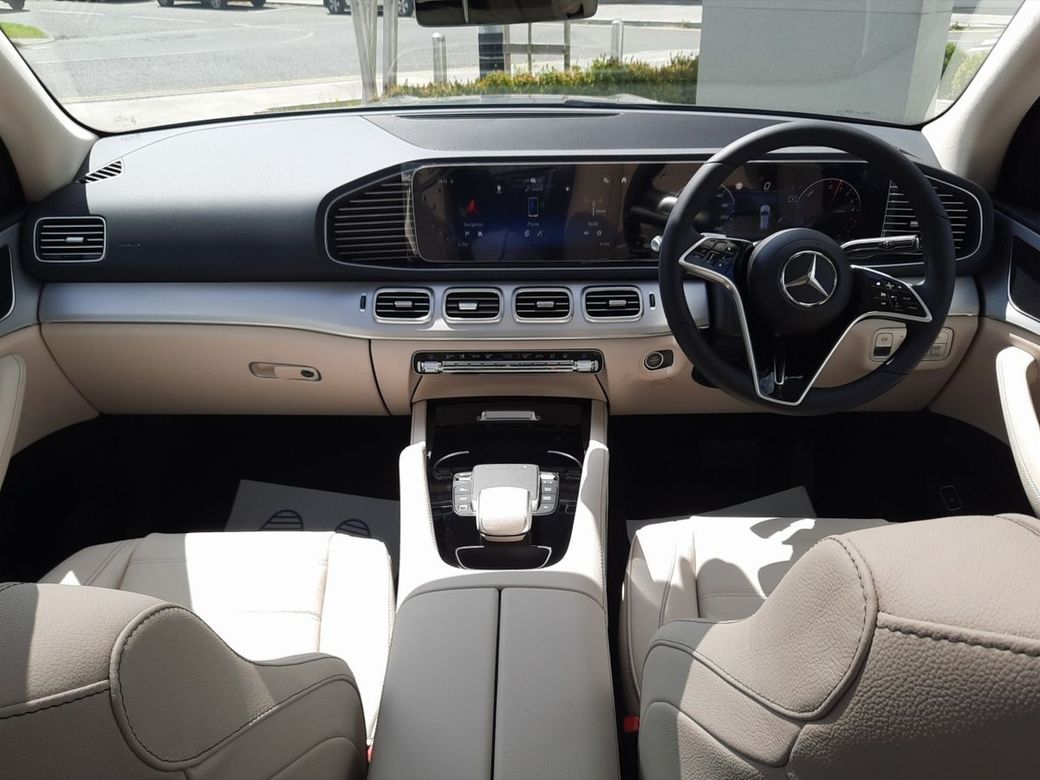 2025 Mercedes-Benz GLE Class