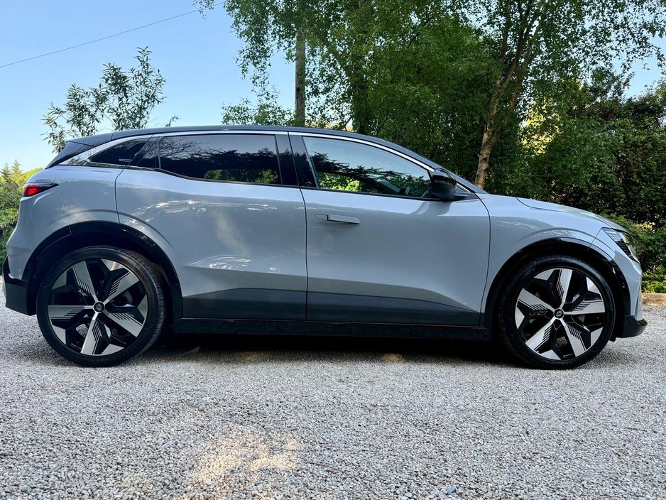 2022 Renault Megane E-Tech