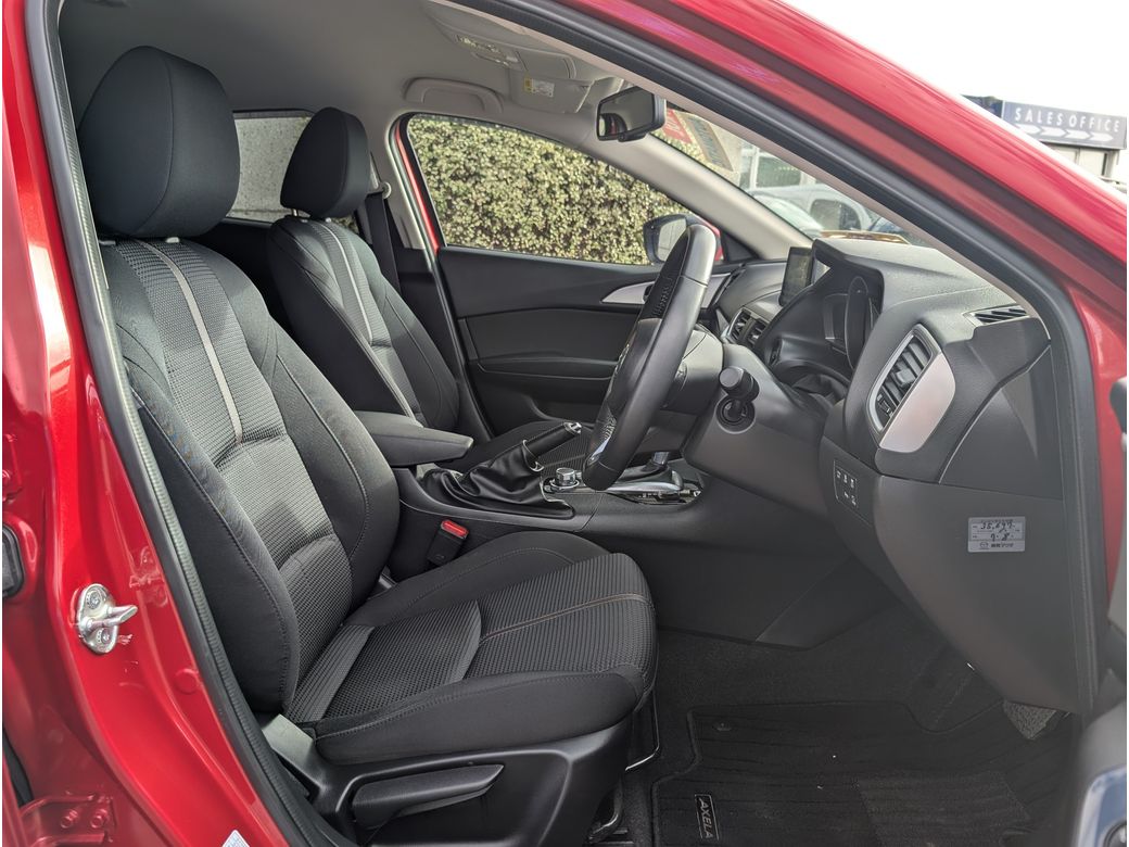 2019 Mazda Axela