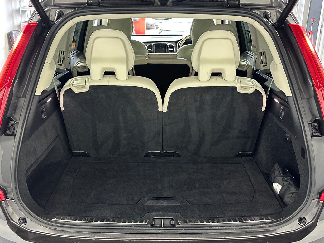 2023 Volvo XC90