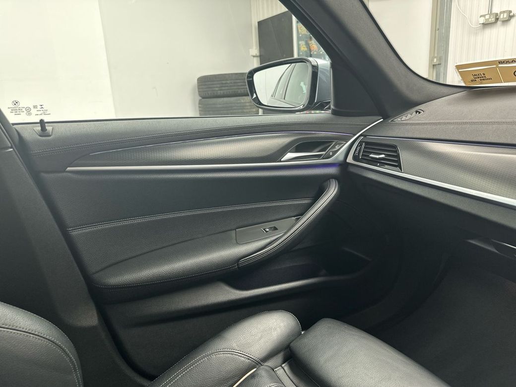 2021 BMW 5 Series