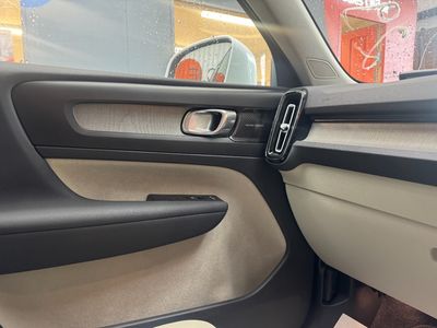 2021 Volvo XC40