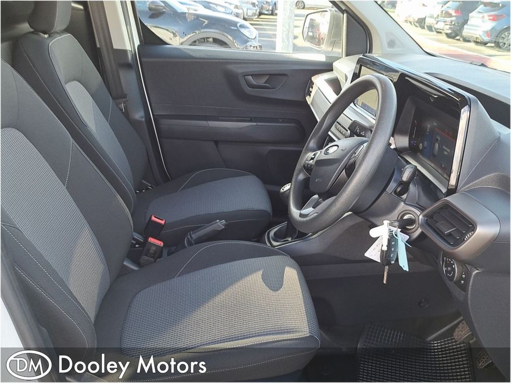 2024 Ford Transit Courier