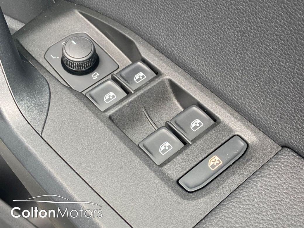 2025 SEAT Arona