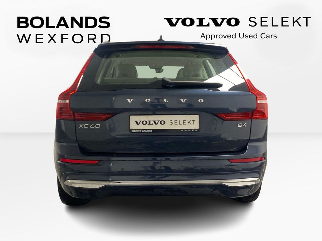 2022 Volvo XC60