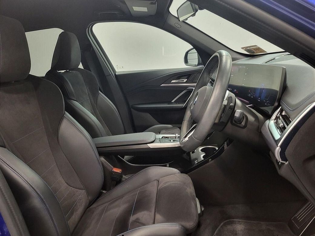 2025 BMW X1