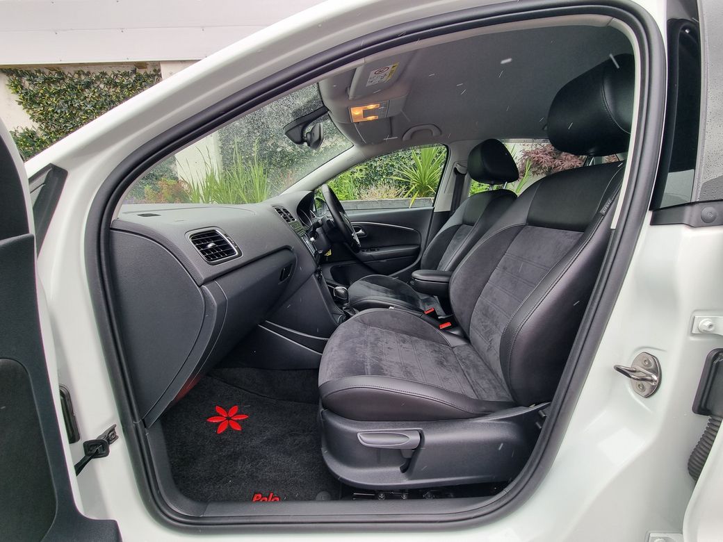 2017 Volkswagen Polo