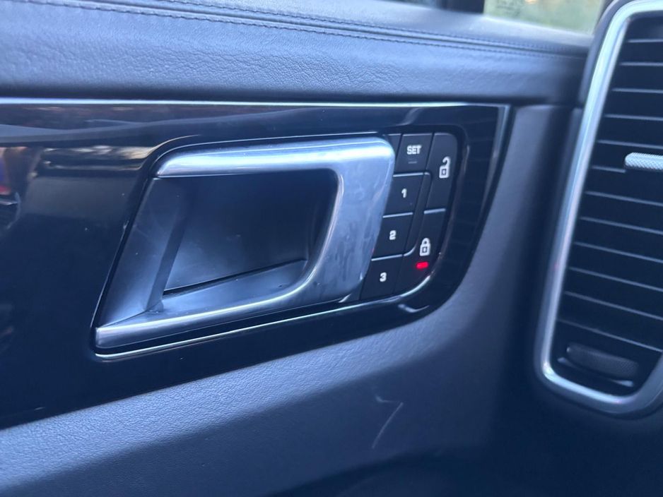 2022 Porsche Cayenne