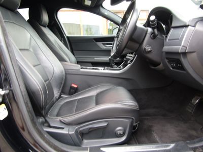 2017 Jaguar XF