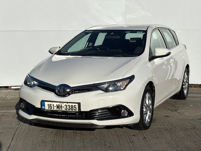 2016 Toyota Auris