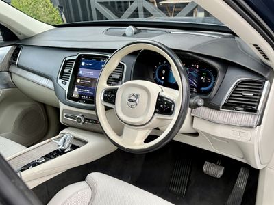 2022 Volvo XC90
