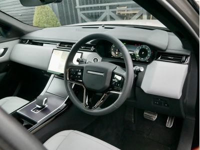 2025 Land Rover Range Rover Velar