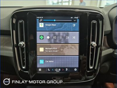 2025 Volvo XC40