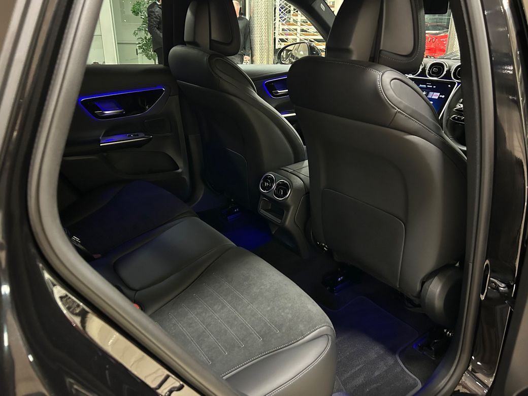 2025 Mercedes-Benz GLC Class