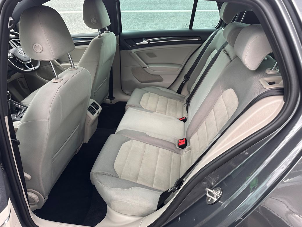 2017 Volkswagen Golf
